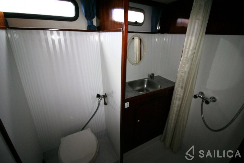 Vacance 1400 - Yacht Charter Sailica