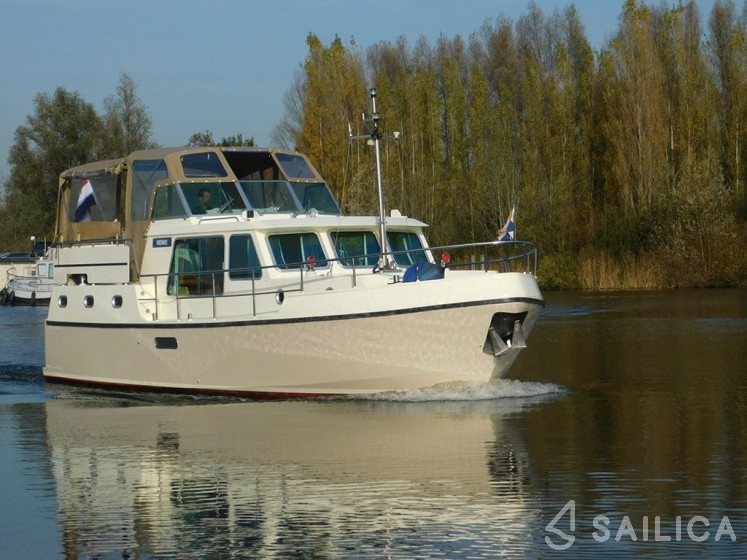 Veha Euroclassic - Yacht Charter Sailica