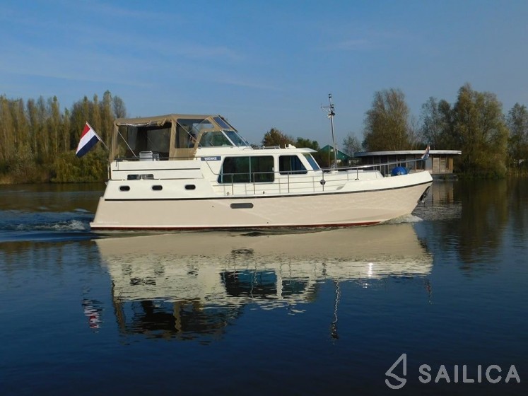 Veha Euroclassic - Yacht Charter Sailica