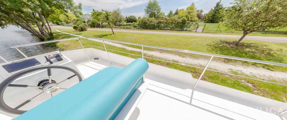 Pénichette 950E - Yacht Charter Sailica