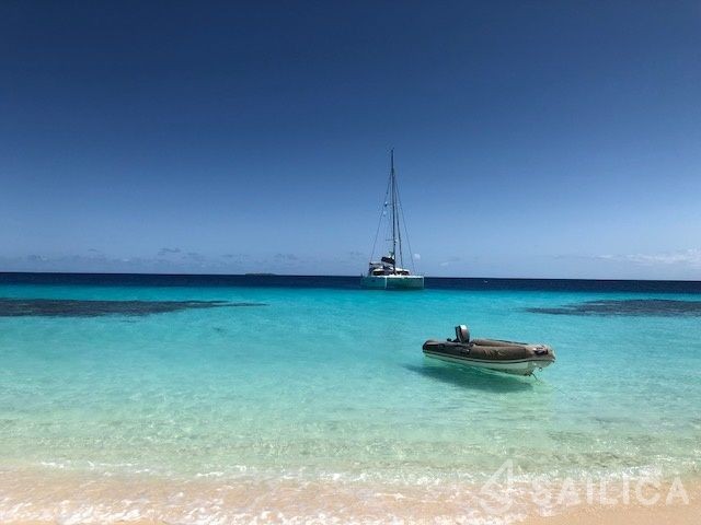 Helia 44 - Yacht Charter Sailica