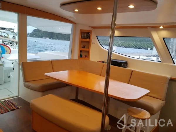 Salina 48 - Yacht Charter Sailica