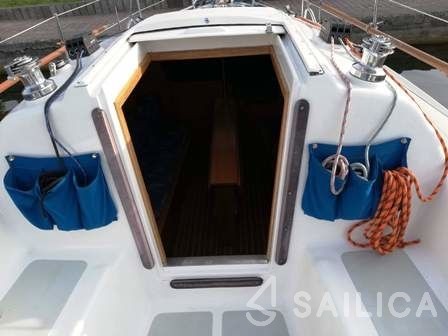 Antila 24 - Yacht Charter Sailica