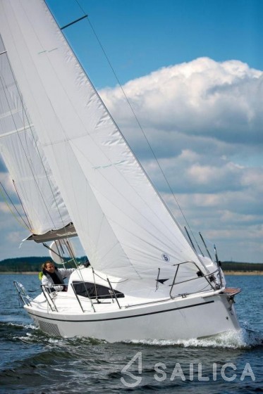 Antila 24 - Yacht Charter Sailica