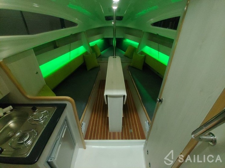 Antila 24 - Yacht Charter Sailica