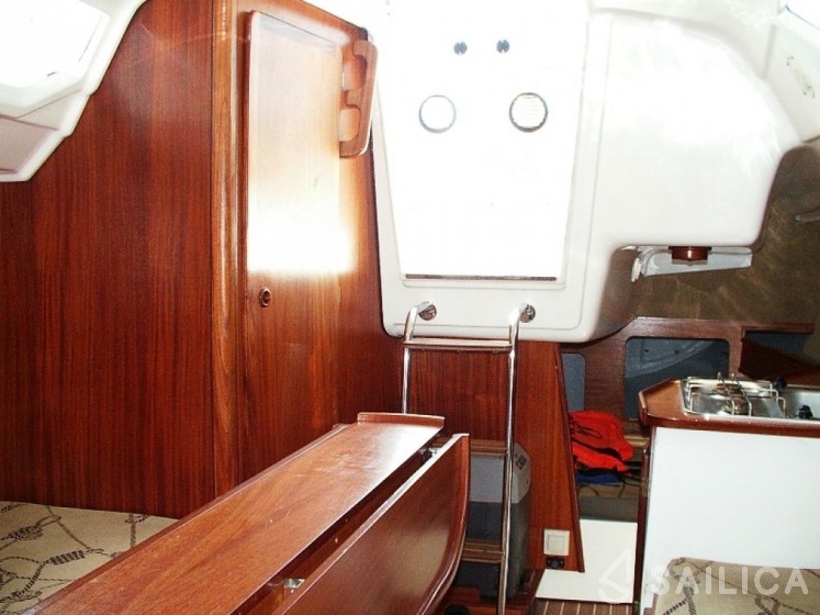 Antila 24 - Yacht Charter Sailica