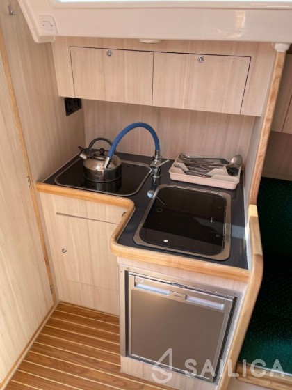 Antila 27 - Yacht Charter Sailica