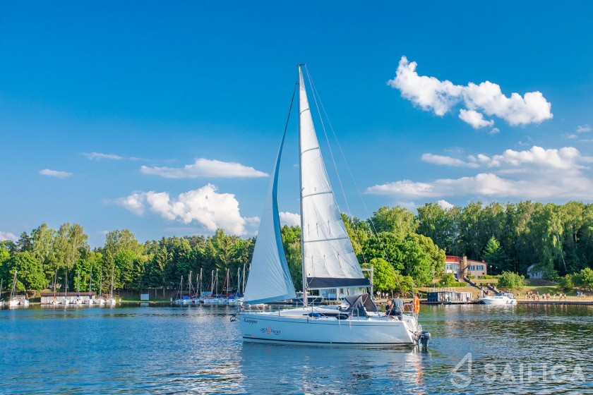 Antila 27 - Yacht Charter Sailica