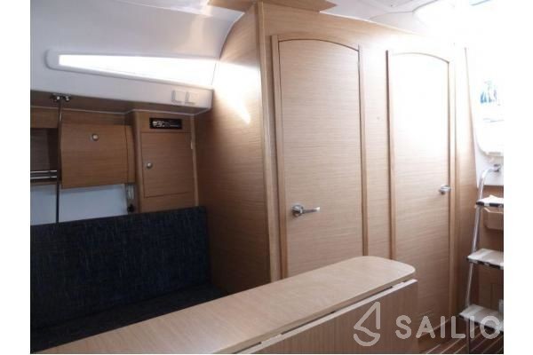 Antila 27 - Yacht Charter Sailica