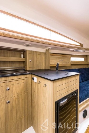 Antila 30 - Yacht Charter Sailica