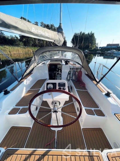 Antila 30 - Yacht Charter Sailica