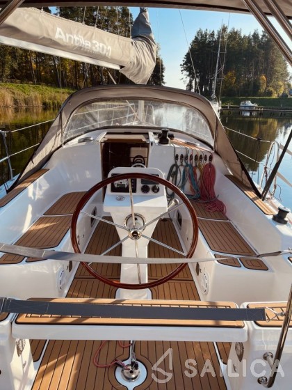 Antila 30 - Yacht Charter Sailica