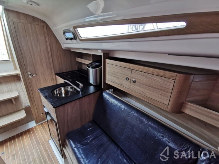 Antila 30 - Yacht Charter Sailica