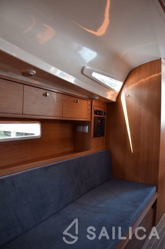 Antila 33 - Yacht Charter Sailica