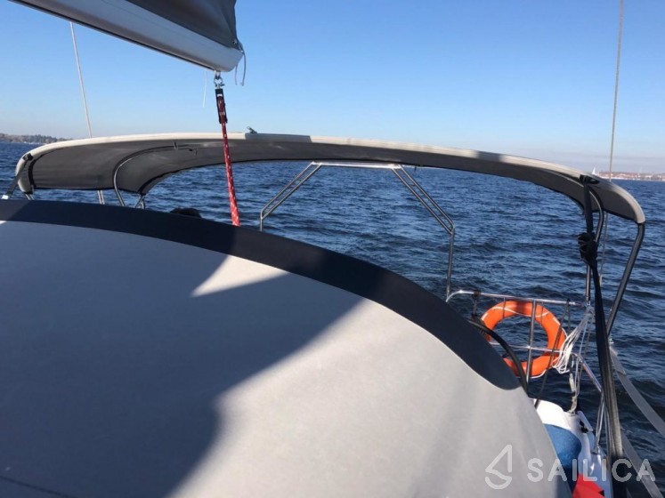 Antila 33 - Yacht Charter Sailica