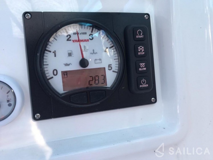 Antila 33 - Yacht Charter Sailica