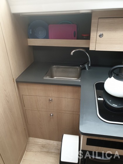 Antila 33 - Yacht Charter Sailica