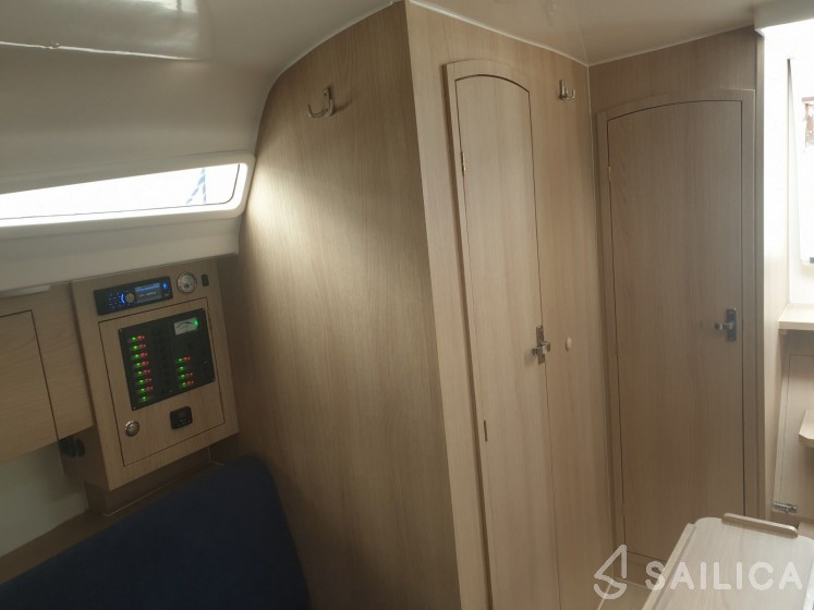 Antila 33 - Yacht Charter Sailica