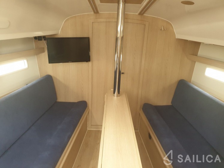 Antila 33 - Yacht Charter Sailica