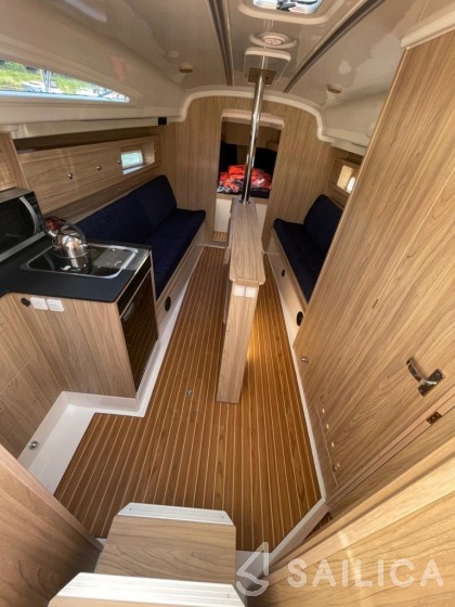 Antila 33 - Yacht Charter Sailica