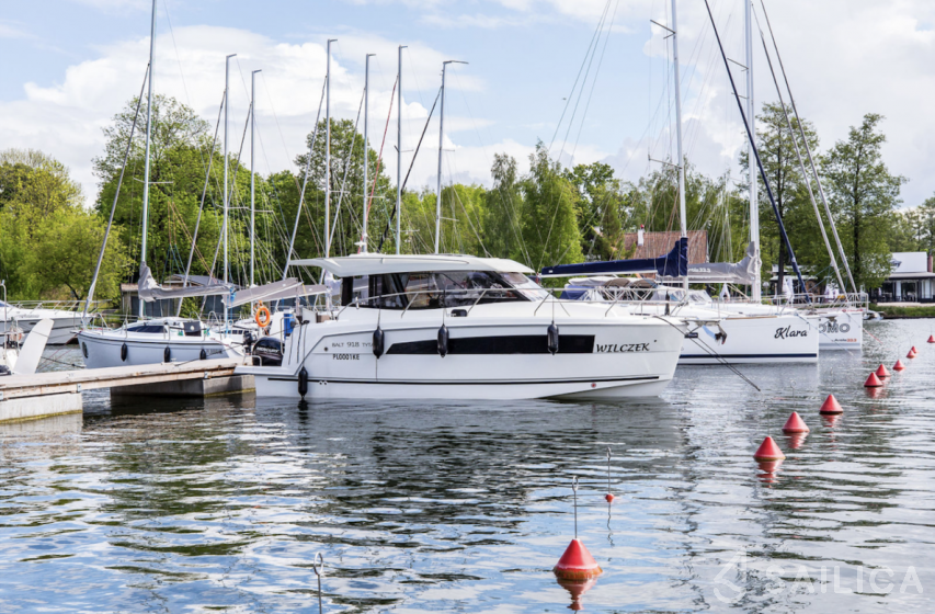 Balt 918 Titanium - Yacht Charter Sailica