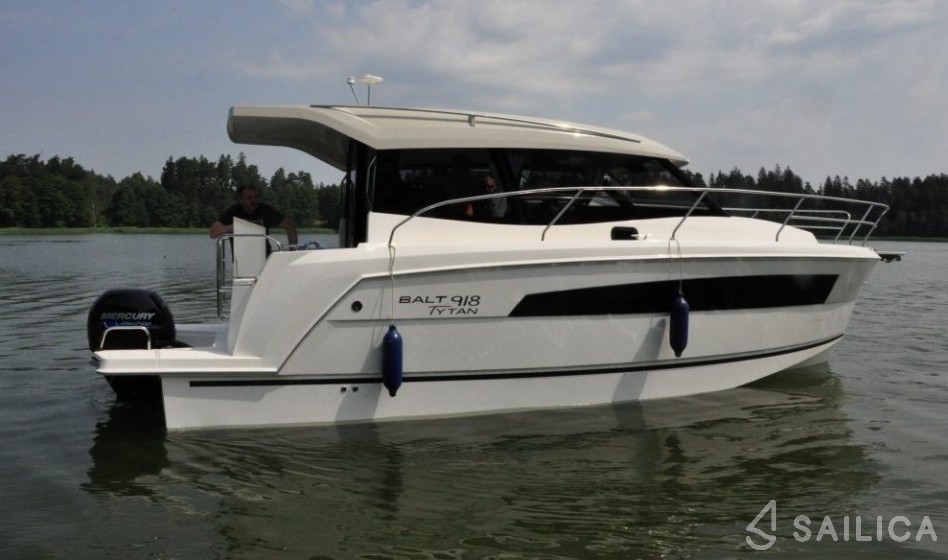 Balt 918 Titanium - Yacht Charter Sailica