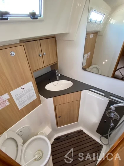 Bavaria 45 - Yacht Charter Sailica