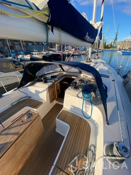 Bavaria 51 Cruiser - Yacht Charter Sailica