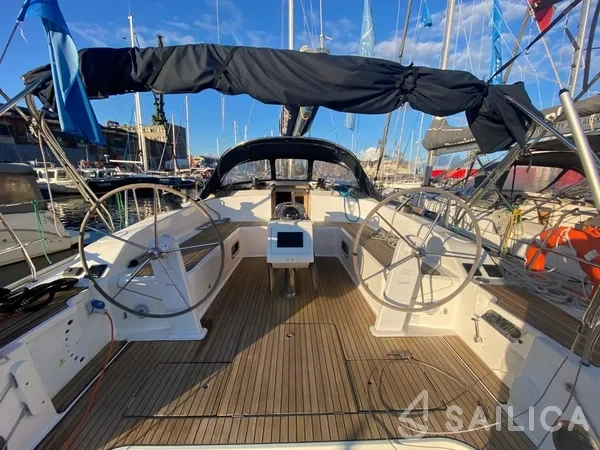 Bavaria 51 Cruiser - Yacht Charter Sailica