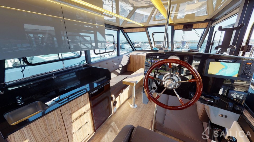 Cobra Futura 40 - Yacht Charter Sailica