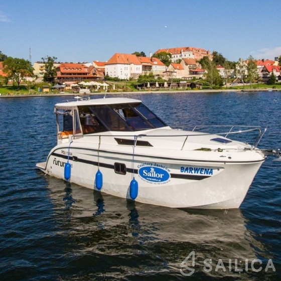 Cobra Futura 900 - Yacht Charter Sailica
