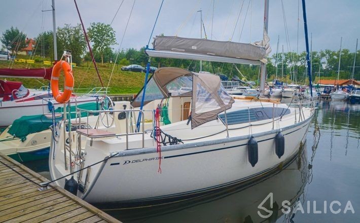 Delphia 33 - Yacht Charter Sailica