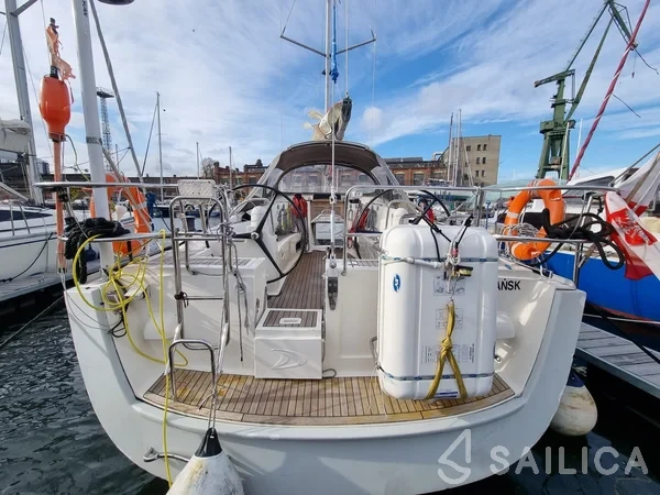 Delphia 47 - Yacht Charter Sailica