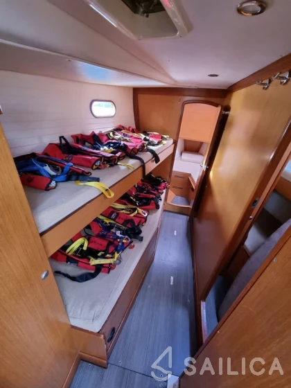 Delphia 47 - Yacht Charter Sailica