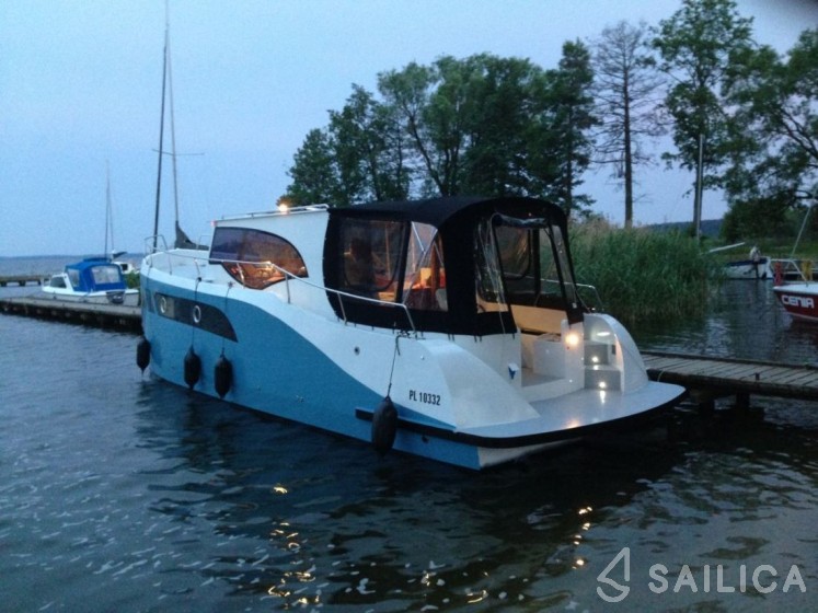 Discovery 1150 - Yacht Charter Sailica