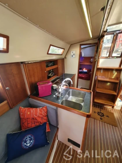 Hanse 350 - Yacht Charter Sailica