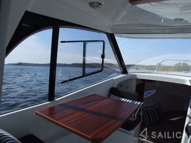 Janmor 700 - Yacht Charter Sailica