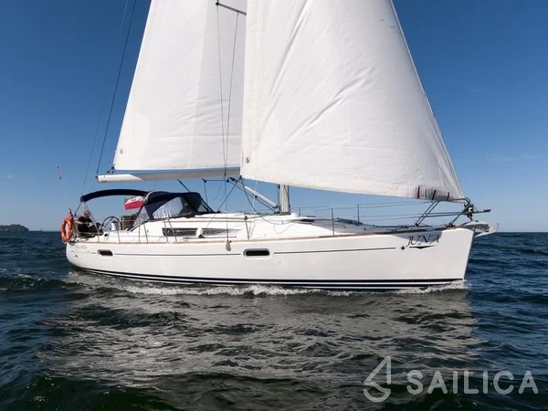 Sun Odyssey 39i - Yacht Charter Sailica