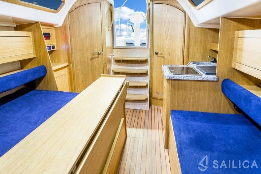 Mariner 31 - Yacht Charter Sailica