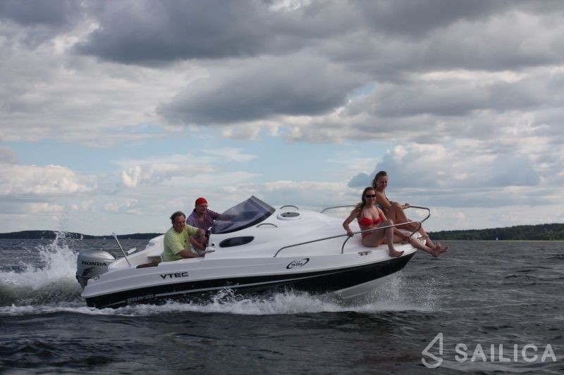 Mazury 560 - Yacht Charter Sailica