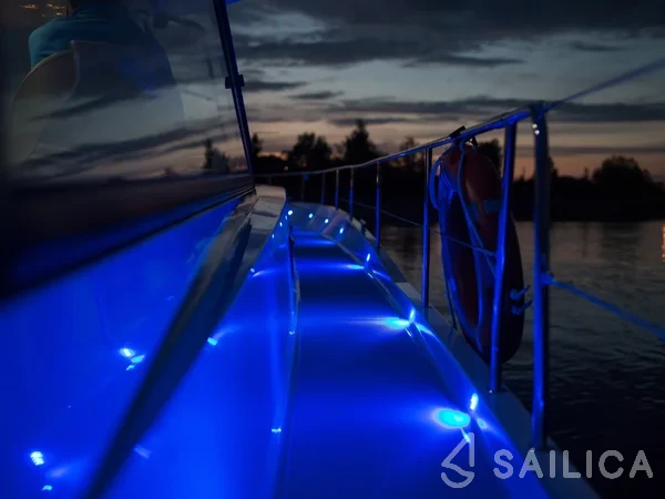 Nautika 1300  - Yacht Charter Sailica