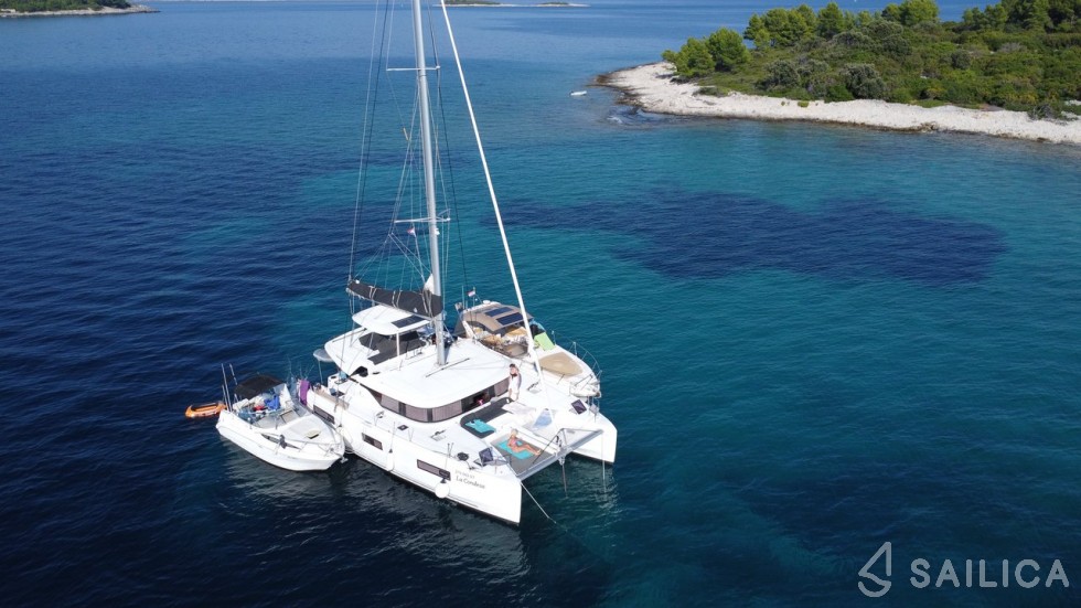 Lagoon 46 - 4 + 2 cab. - Yacht Charter Sailica