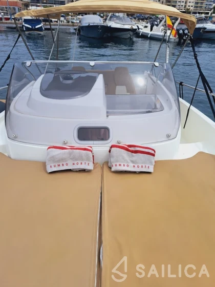 Cap Camarat 755WA - Yacht Charter Sailica