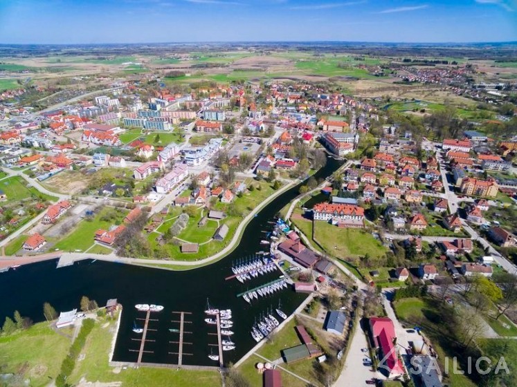 Nexus Revo 870 Prestige - Yacht Charter Sailica