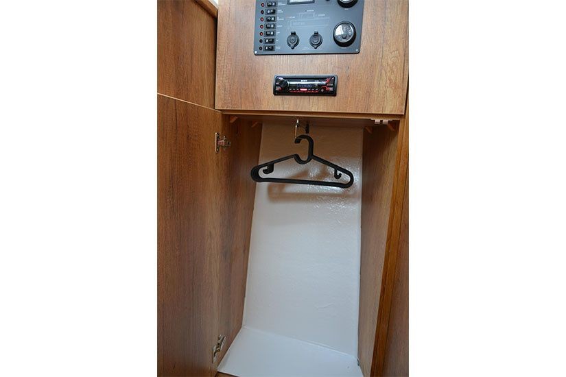 Quest 825 - Yacht Charter Sailica