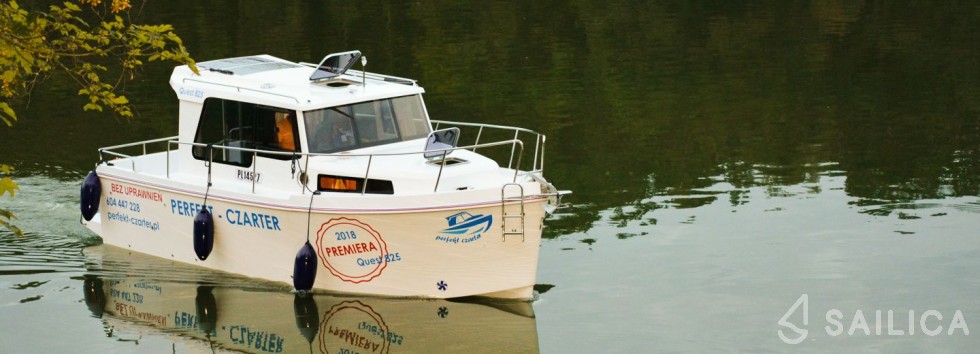 Quest 825 - Yacht Charter Sailica