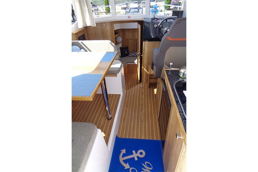 Quest 825 - Yacht Charter Sailica