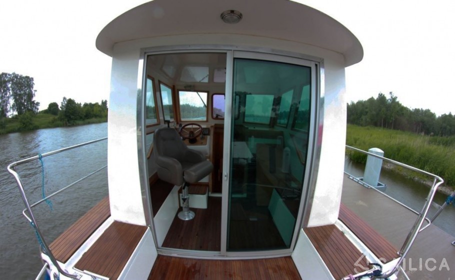 River Cruiser 39 - Yacht Charter Sailica