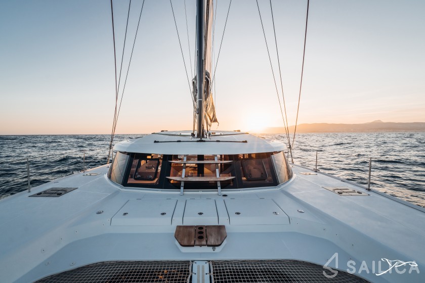 Nautitech 44 - Yacht Charter Sailica