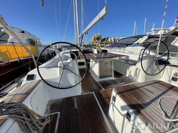 Dufour 512 Grand Large - Yacht Charter Sailica